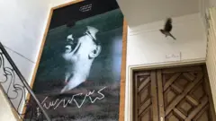 پرواز در ۸۰مین زادروز