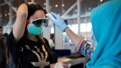 மலேசியாவில் 100 பேருக்கு கொரோனா