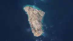 صورة أقمار صناعية لجزيرة خرج، الواقعة في الخليج قبالة سواحل إيران.