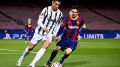 Cristiando Ronaldo y Lionel Messi durante un partido de Champions League entre la Juventus y el Barcelona.