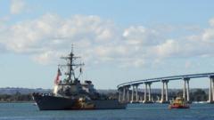 USS Benfold 2013