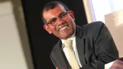محمد نشيد