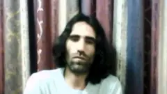 گفتگوی اختصاصی با بهروز بوچانی؛ 'یک شعر شاعرانه هم در حبس یک عمل سیاسی است. '