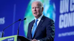 কপ২৬ জলবায়ু সম্মেলনে চীন ও রাশিয়ার নেতারা অংশ না নেয়ায় তাদের সমালোচনা করেছেন যুক্তরাষ্ট্রের প্রেসিডেন্ট জো বাইডেন