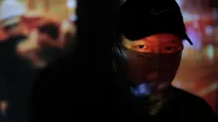 香港示威衝突前沿的一名黑衣人：我們的理想和代價