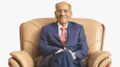 ایس پی اوسوال انڈیا کی ٹیکسٹائل انڈسٹری کا ایک بڑا نام ہیں اور وردھمان گروپ کے سربراہ ہیں