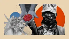 ပြောက်ကျားဝတ်စုံဝတ် လက်နက်ကိုင်အမျိုးသမီးတစ်ဦး၊ မူးယစ်ဆေးဝါးပြားတွေကို လက်ကနေ ကိုင်ပြထားပုံနဲ့ ဆေးခြောက်ပင်တစ်ပင်ကို လက်ကနေ ပြိုင်ပြထားတဲ့ အဖြူအမည်း လိမ္မော် အဝါရောင် ပေါင်းစပ်ဓာတ်ပုံ