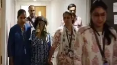 ⁠25 मे रोजी मनिषा हवालदारला दिल्लीतील न्यायालयात हजर करण्यात आलं तेव्हाचा क्षण.