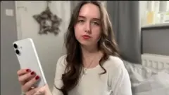 Fenella Rowling's iPhone 16 ee cusub ayaa laga xaday 