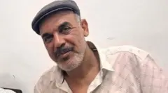 يقول سمير شقوارة إن الملفات جاءت من جهاز مخابرات النظام السابق.