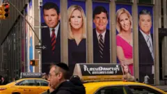 پای ستاره‌های فاکس نیوز در این ماجرا به میان کشیده شده بود.