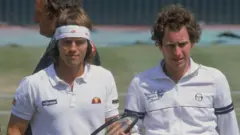 فقط سه نفر در فینال انفرادی ویمبلدون با جان مک‌انرو روبرو شده‌اند: بیورن بورگ، جیمی کانرز و کریس لوئیس (چپ)