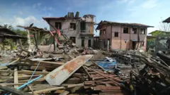 ငလျင်ကြောင့် အပစ်ရပ်ကြေညာပေမယ့် စစ်ကောင်စီ ချိုးဖောက်