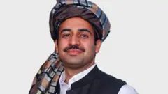 عاطف منصف