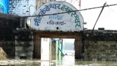 પ્રાચીન નીલકંઠેશ્વર મંદિર