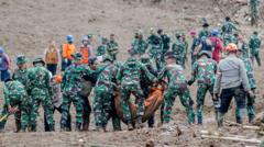 23-anggota-tni-turut-terkubur-longsor-cisarua-empat-ditemukan-meninggal