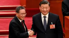 साङ्घाइका पूर्व कम्युनिष्ट पार्टी नेता ली चियाङ अब चीनका प्रधानमन्त्री बनेका छन् 