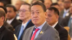 นายเศรษฐา ทวีสิน นายกรัฐมนตรีคนที่ 30 ของไทย