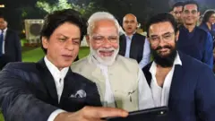 વડા પ્રધાન નરેન્દ્ર મોદી સાથે શાહરુખ અને આમિર ખાન