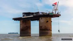 Sealand foi fundada como um principado soberano em águas internacionais em 1967