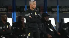 Mai horas da ƴan ƙwallon Ghana, Chris Hughton
