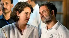 ராகுல் காந்தி, பிரியங்கா காந்தி