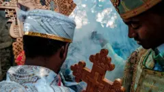 በኦርቶዶክስ ተዋህዶ ምዕመናን ዘንድ በደማቅ ሁኔታ የሚከበረው የጥምቀት በዓል በጎንደር ከተማ