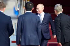 Putin, çeşitli görüşmelerde bulunmak üzere Çin'e geldi