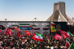 تشییع خامنه‌ای و جنگ روایت‌ها؛ حکومت می‌خواست چه پیامی را منتقل کند؟