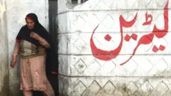 پاکستان، خواتین، صحت، ٹوائلٹ