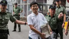 โจชัว หว่อง วัย 22 ปี ได้รับการปล่อยตัวจากเรือนจำ