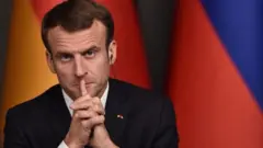 મૅક્રોં