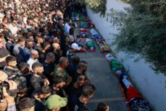 تشييع الضحايا الفلسطينيين في القصف الإسرائيلي على طولكرم