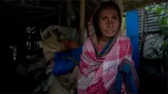 বয়স্ক একজন নারী