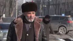 Каримжон Суванов Ўзбекистонда 650900 долларини олдирганини айтмоқда