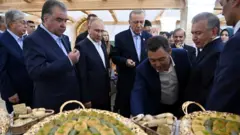 Тоқаев, Раҳмон, Путин, Эрдоган, Жапаров ва Президент Мирзиёев
