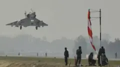 యుద్ధ విమానం