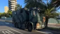 Тайвань Мудофаа вазирлиги Хитой машғулотларига жавобан қандай ҳарбий чоралар кўраётганини акс эттирувчи видеоларни чоп қилди.