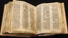 قدیمی ترین نسخه نسبتا کامل کتاب مقدس عبری