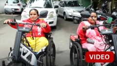 'ஏன் உங்களுக்கு வேலை தருகிறார்கள்?'- உணவு டெலிவரி செய்யும் மாற்றுத்திறனாளிகள் சந்திக்கும் சிரமங்கள்