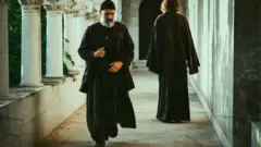 Toni Mihajlovski kao monah Tihon, Crna svadba