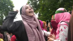 মঙ্গলবার সারাদেশে বিক্ষোভ কর্মসূচি ঘোষণা করেছে কোটা সংস্কার আন্দোলনকারীরা