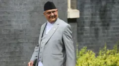 भारत के लिए नेपाल के इस सियासी संकट के क्या मायने हैं?