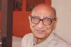 નારાયણ દેસાઈ