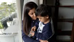 ‘මම කොහොම ද මගේ දරුවා හුස්ම ගන්න වාතය පිරිසිදු කරන්නේ?’