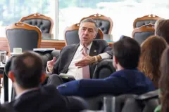 Barroso conversa com jornalistas no STF