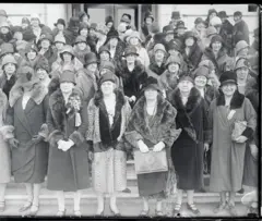 Una reunión de mujeres pacifistas en Washington DC