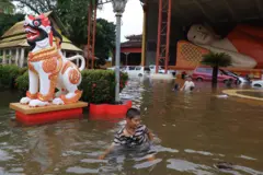 မုန်တိုင်း သတိပေးချက် ဆက်ရှိနေလို့ နောက်ထပ် ရေဘေး ဒုက္ခသည်တွေ များလာမှာ စိုးရိမ်နေကြ