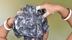 નિષ્ણાતોનું કહેવું છે કે બહેતર વાળ માટે કેટલીક સરળ વસ્તુઓને યોગ્ય રીતે કરવાની જરૂર છે