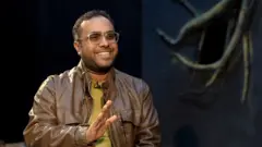 कलाकार विजय बराल।